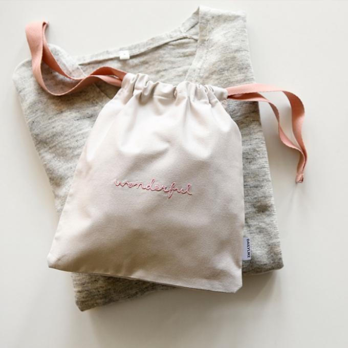 OEM Pantone Color Printed Cotton Drawstring Pouch Draw String Gift Bag 3